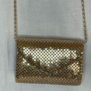 👛Y & S Vintage Gold metal mesh evening crossbody or clutch. 👛